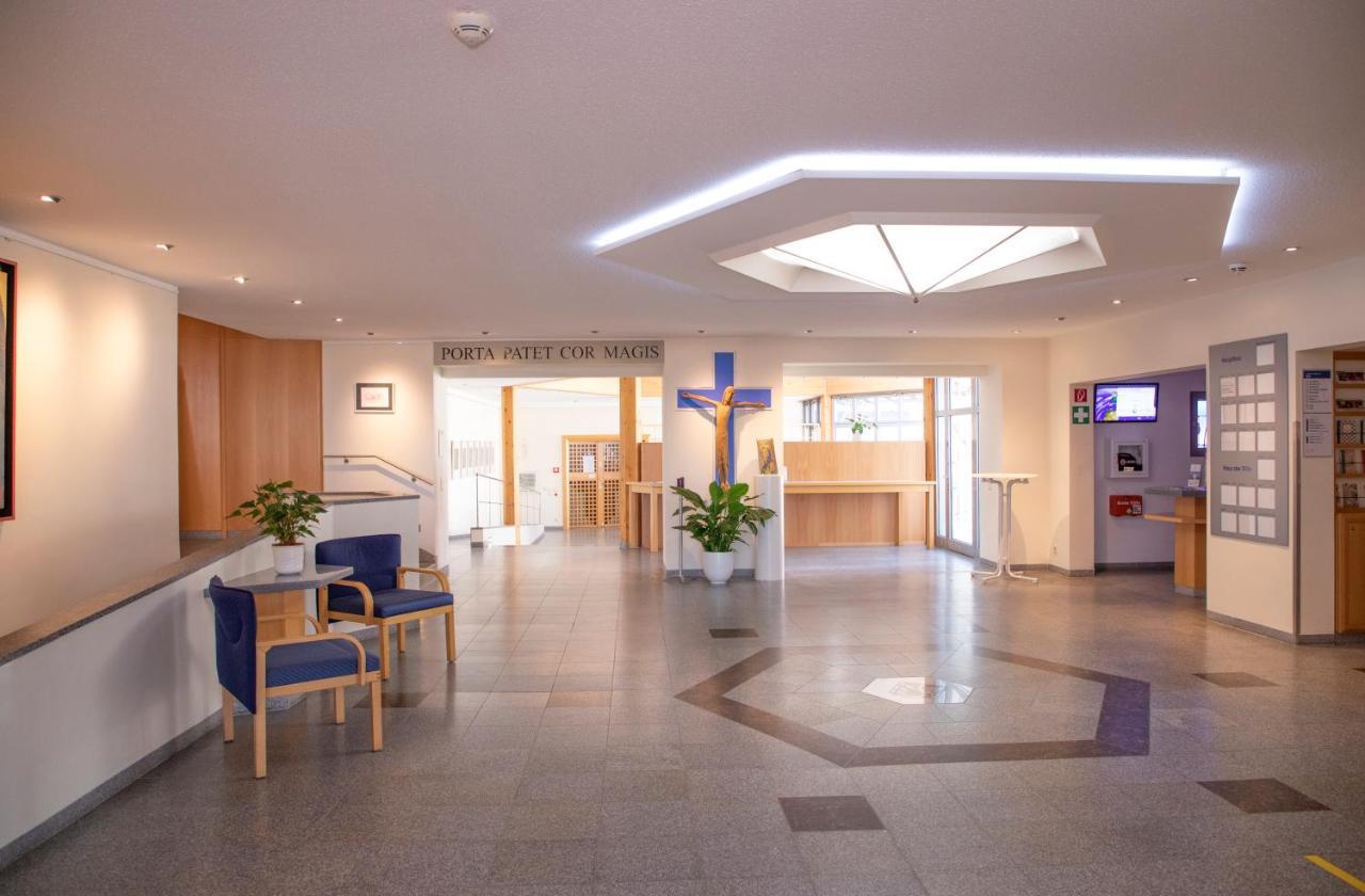 Spectrum Kirche Exerzitien-Und Bildungshaus Auf Mariahilf Passau Kültér fotó